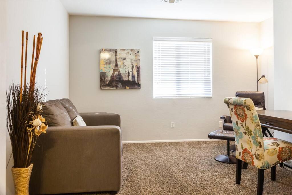 Cozy House Near Stadium With Pool Heater, Bbq Avondale Exterior photo