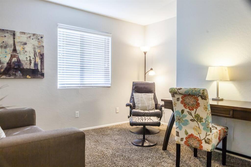 Cozy House Near Stadium With Pool Heater, Bbq Avondale Exterior photo
